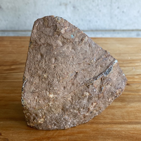 Geode bookend or shelf decor “green” - Picture 3 of 7